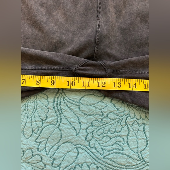 Ragdoll Acid Wash Short Pants - Picture 7 of 10